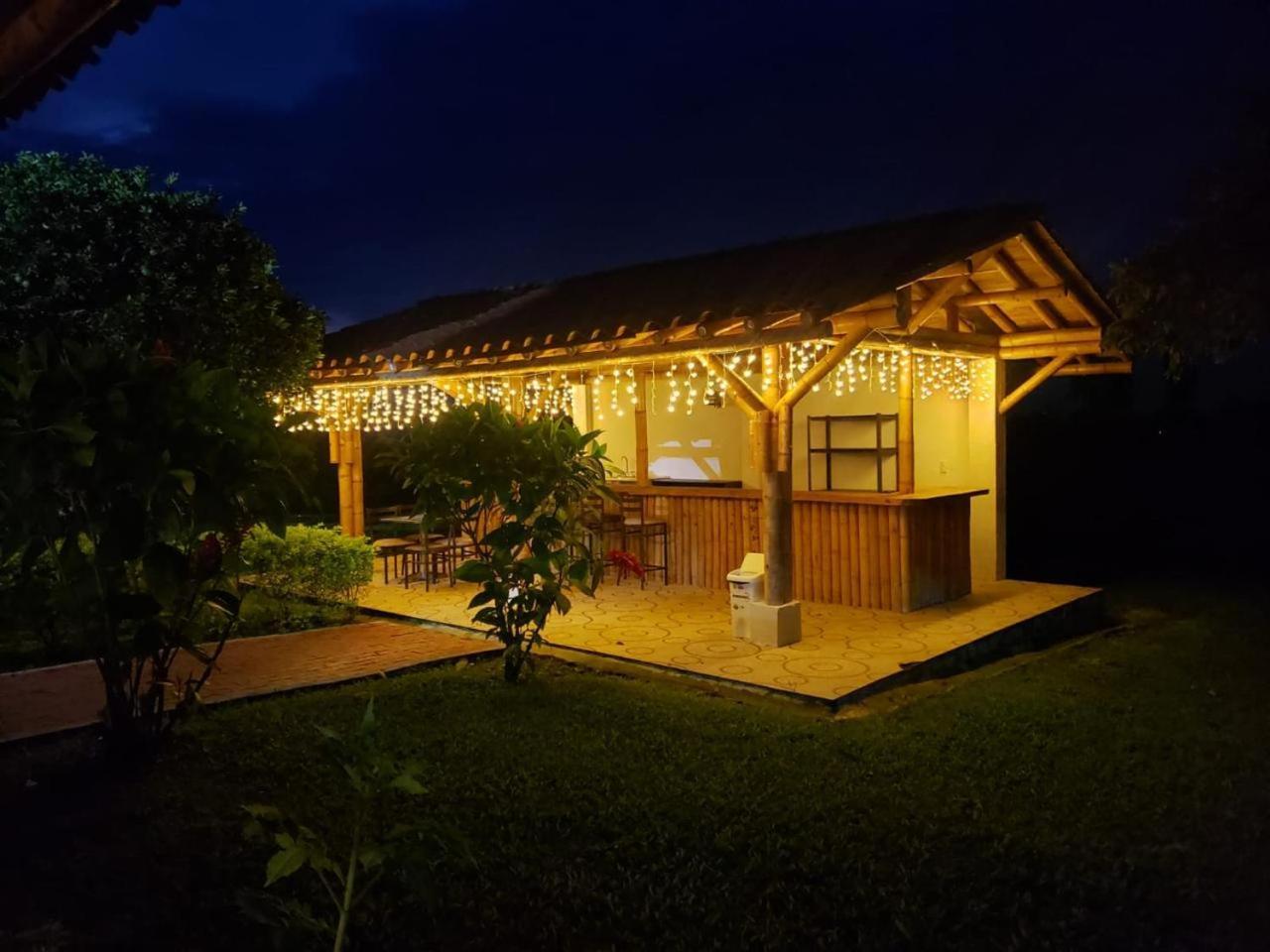 Hotel Campestre Cafe Tropical Кимбайя Экстерьер фото